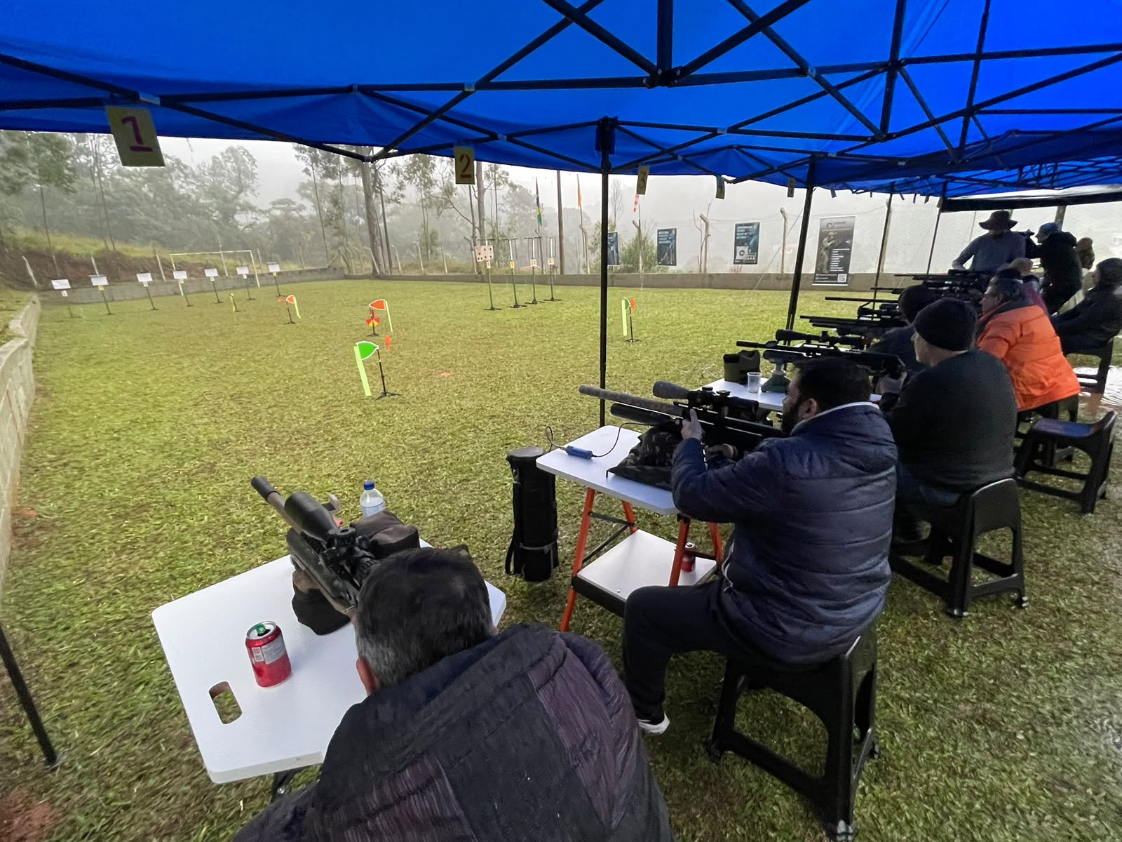 área de tiro preparada para torneios