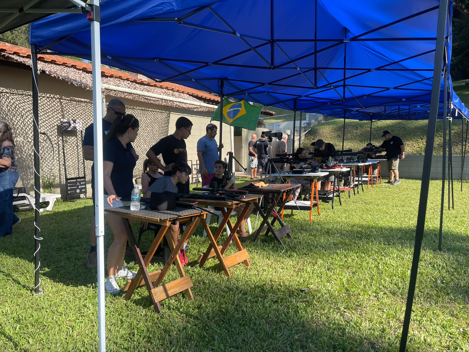Detalhe complementar da estrutura da pista